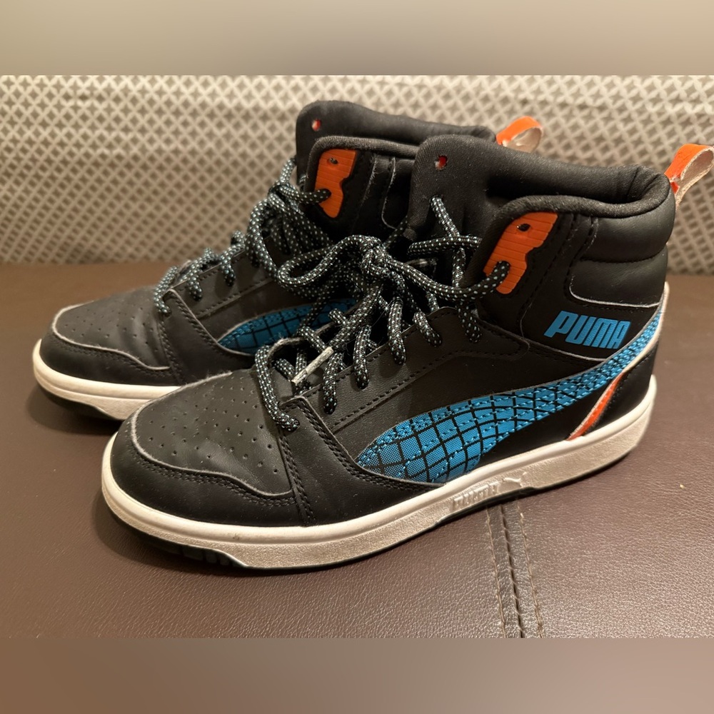 Puma Black and Blue High-Top Sneakers with Geometric Design